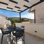 Apartment Monika Zaboric