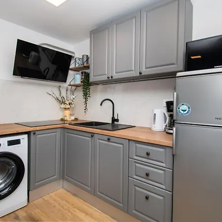 Monika * 자보리치