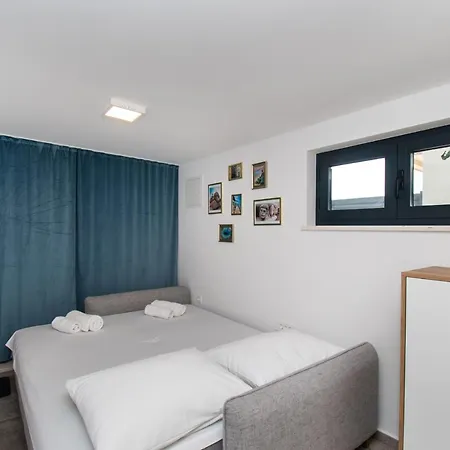 Apartment Monika Zaboric
