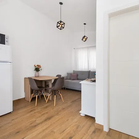 Monika Apartment